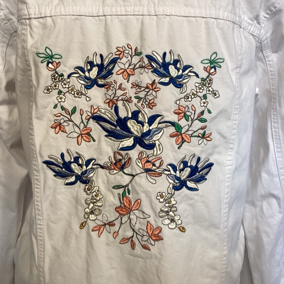 Collection’s ETC. denim embroidered women’s jacket, size M - Picture 5 of 10
